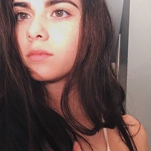 Meet your Posher, Ava